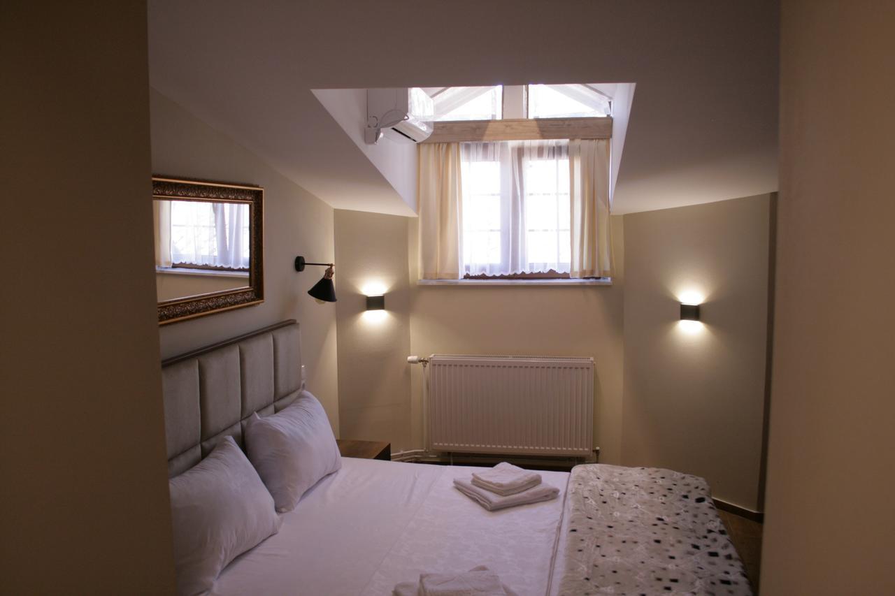 Saray Hotel Prizren Luaran gambar