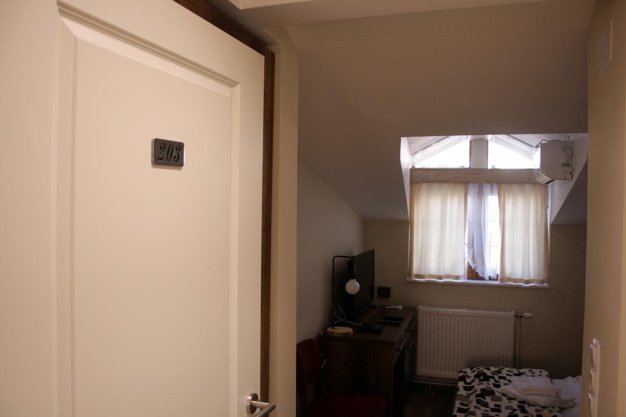Saray Hotel Prizren Luaran gambar