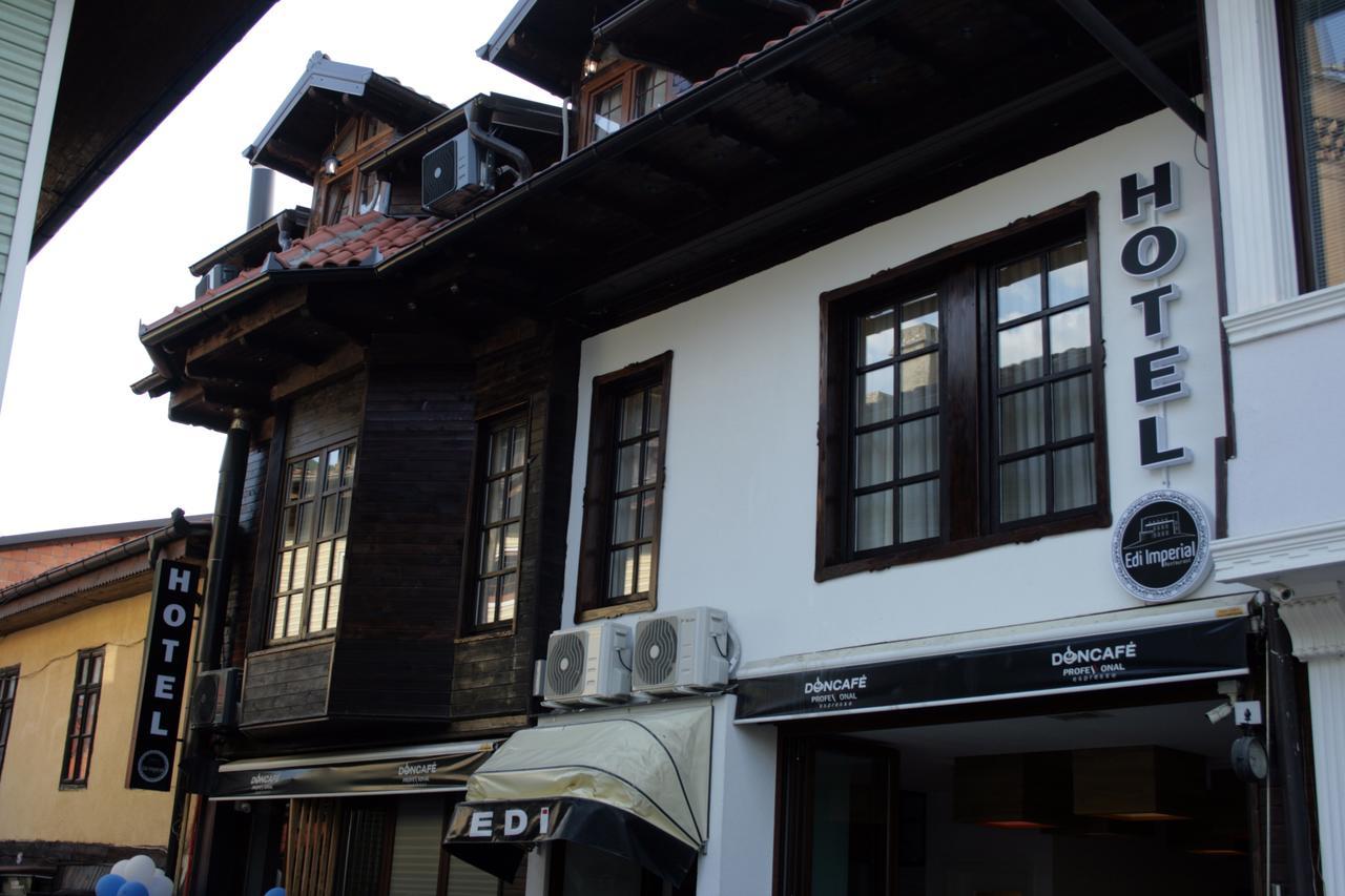 Saray Hotel Prizren Luaran gambar