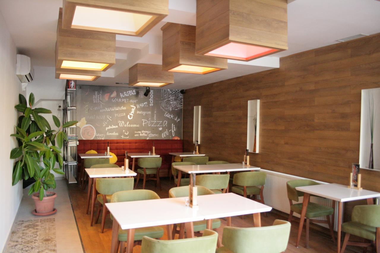 Saray Hotel Prizren Luaran gambar