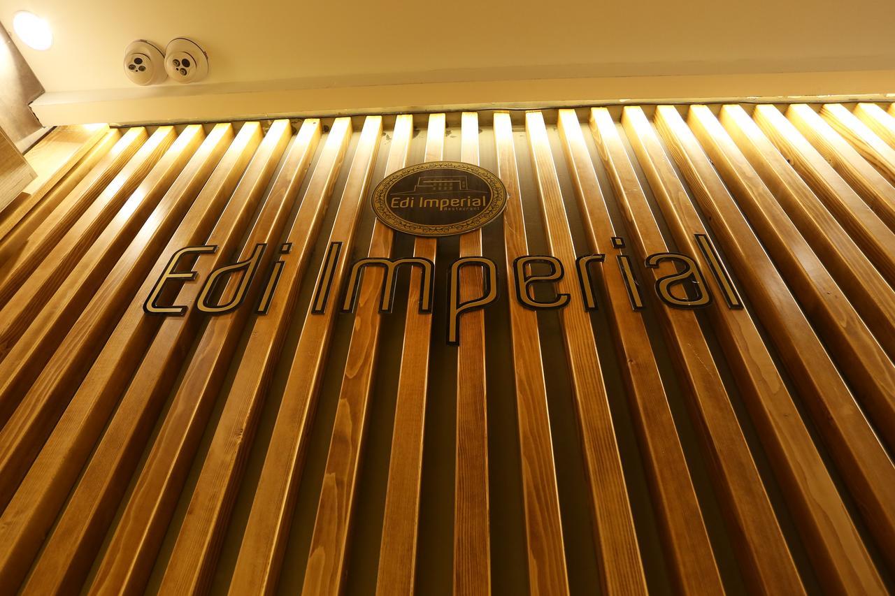 Saray Hotel Prizren Luaran gambar