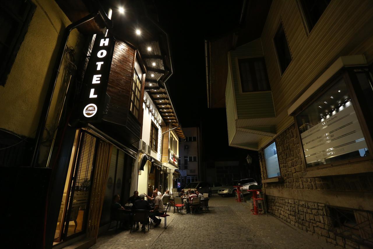 Saray Hotel Prizren Luaran gambar