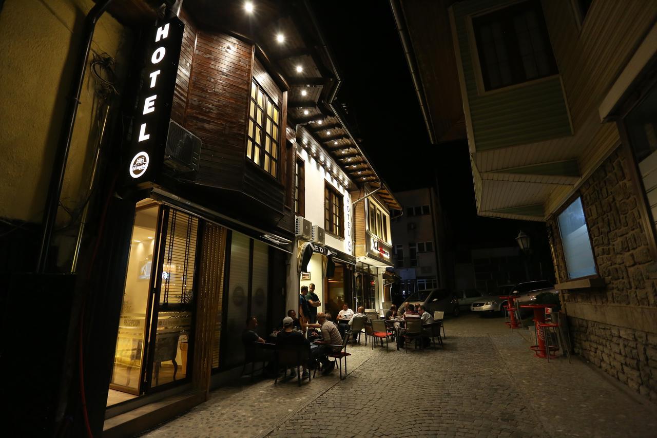 Saray Hotel Prizren Luaran gambar