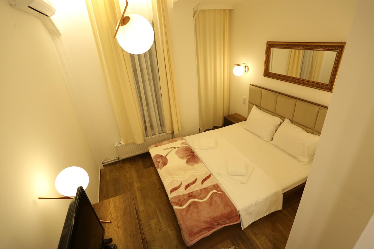 Saray Hotel Prizren Luaran gambar