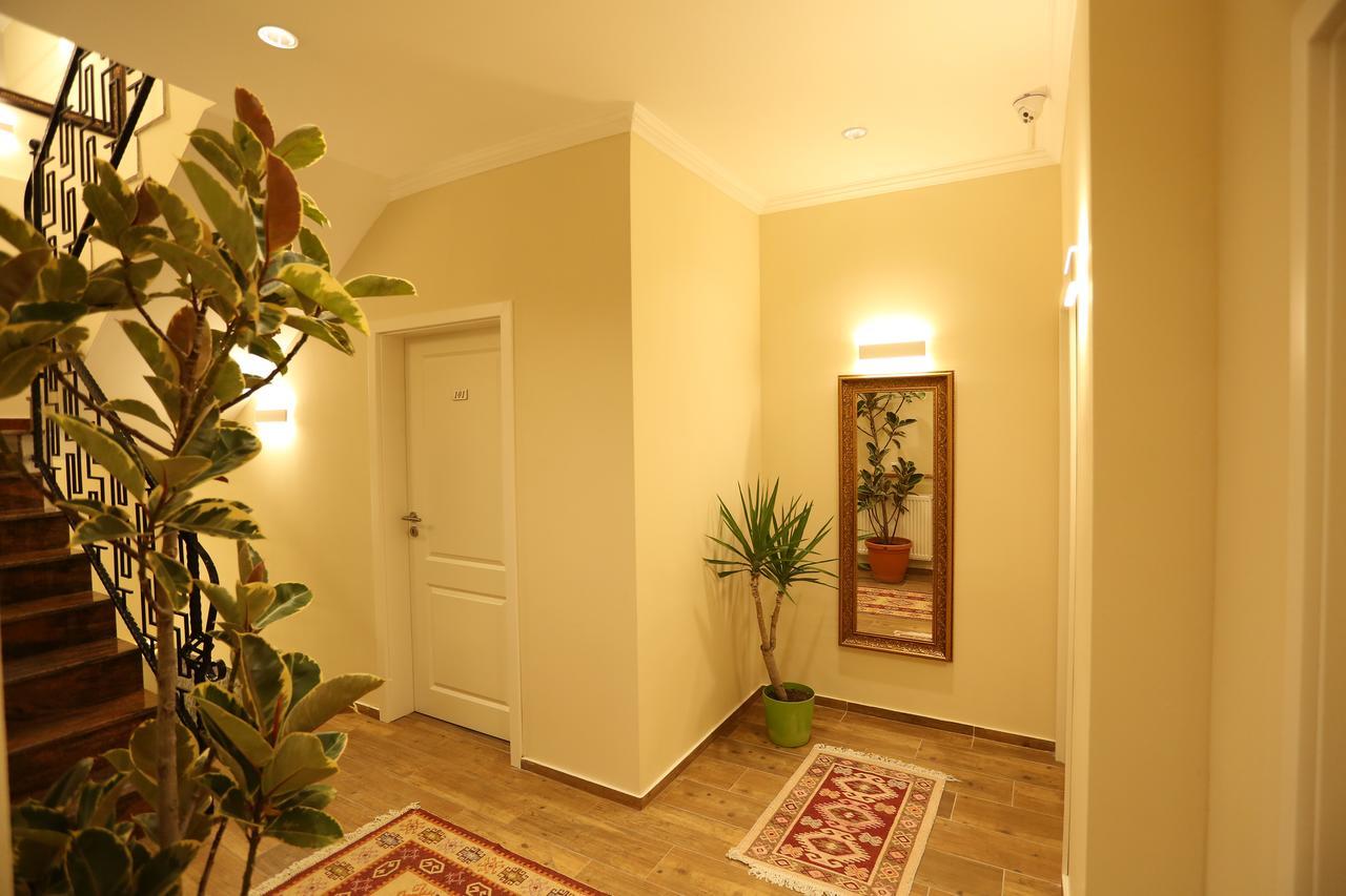 Saray Hotel Prizren Luaran gambar