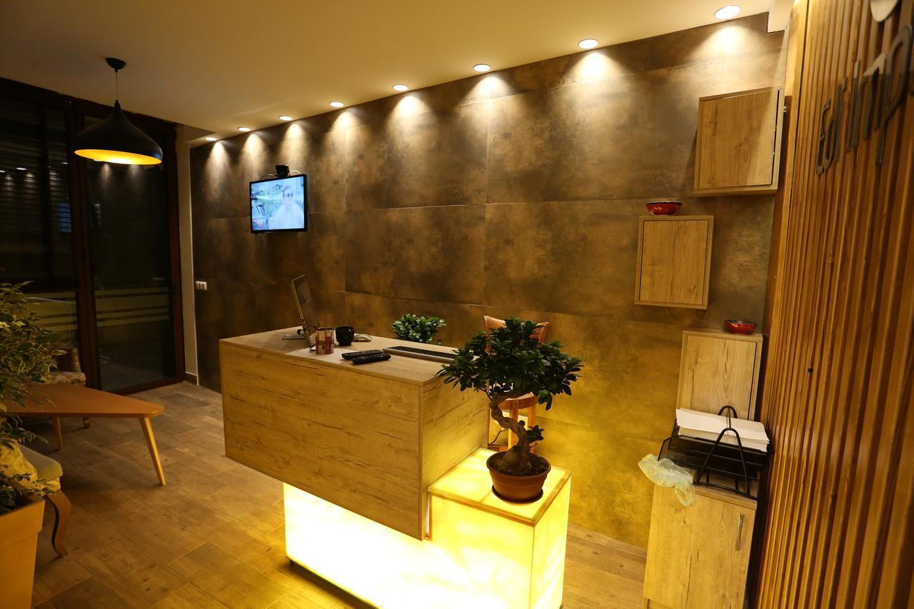 Saray Hotel Prizren Luaran gambar