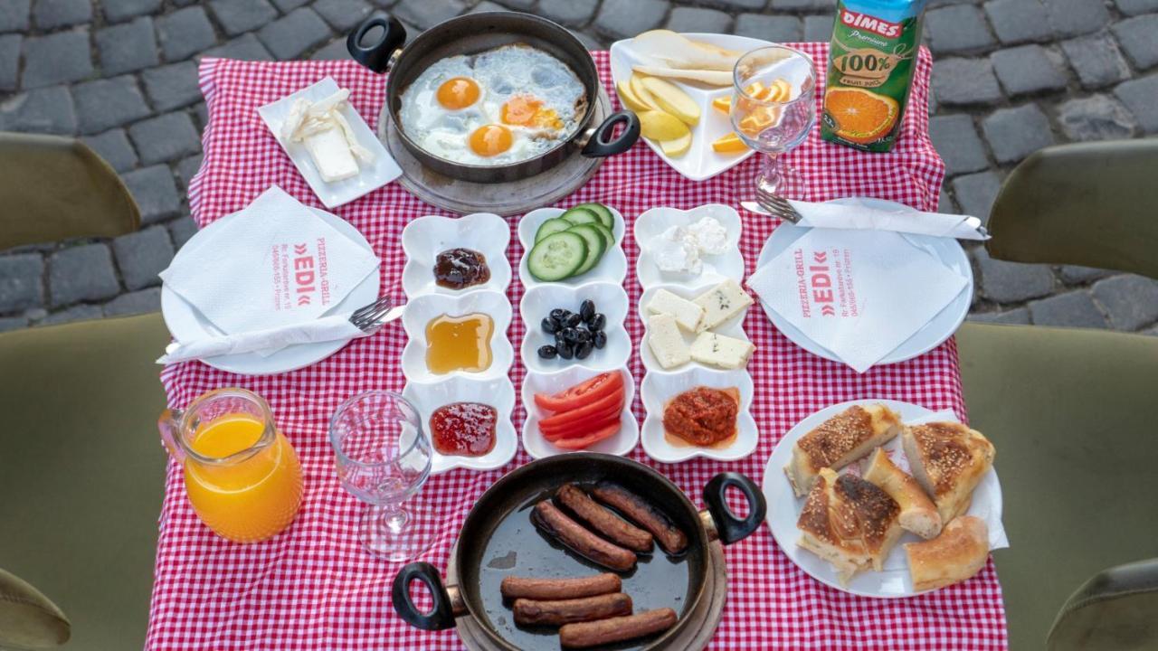 Saray Hotel Prizren Luaran gambar